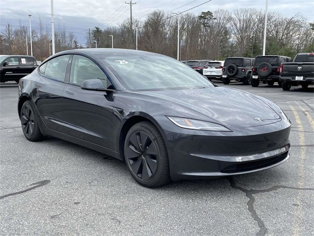 Used 2025 Tesla Model 3 Long Range image 7