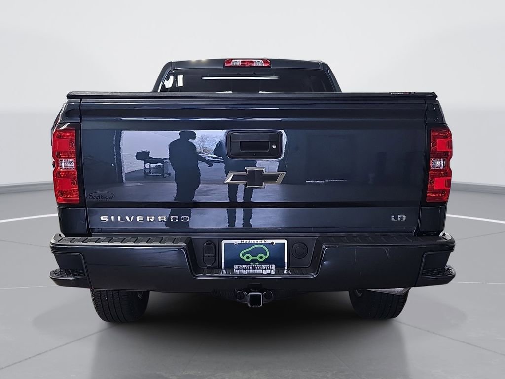 Used 2019 Chevrolet Silverado 1500 LT w/ All Star Edition AWD/4WD image 5