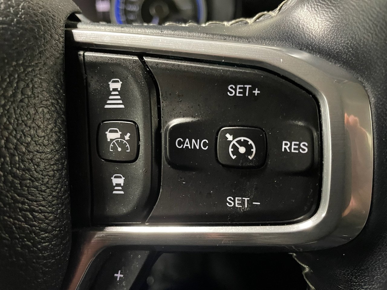Used 2022 RAM 1500 Limited AWD/4WD image 18