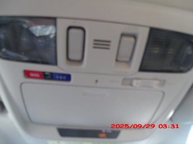 Used 2018 Subaru Outback 2.5i Limited image 31