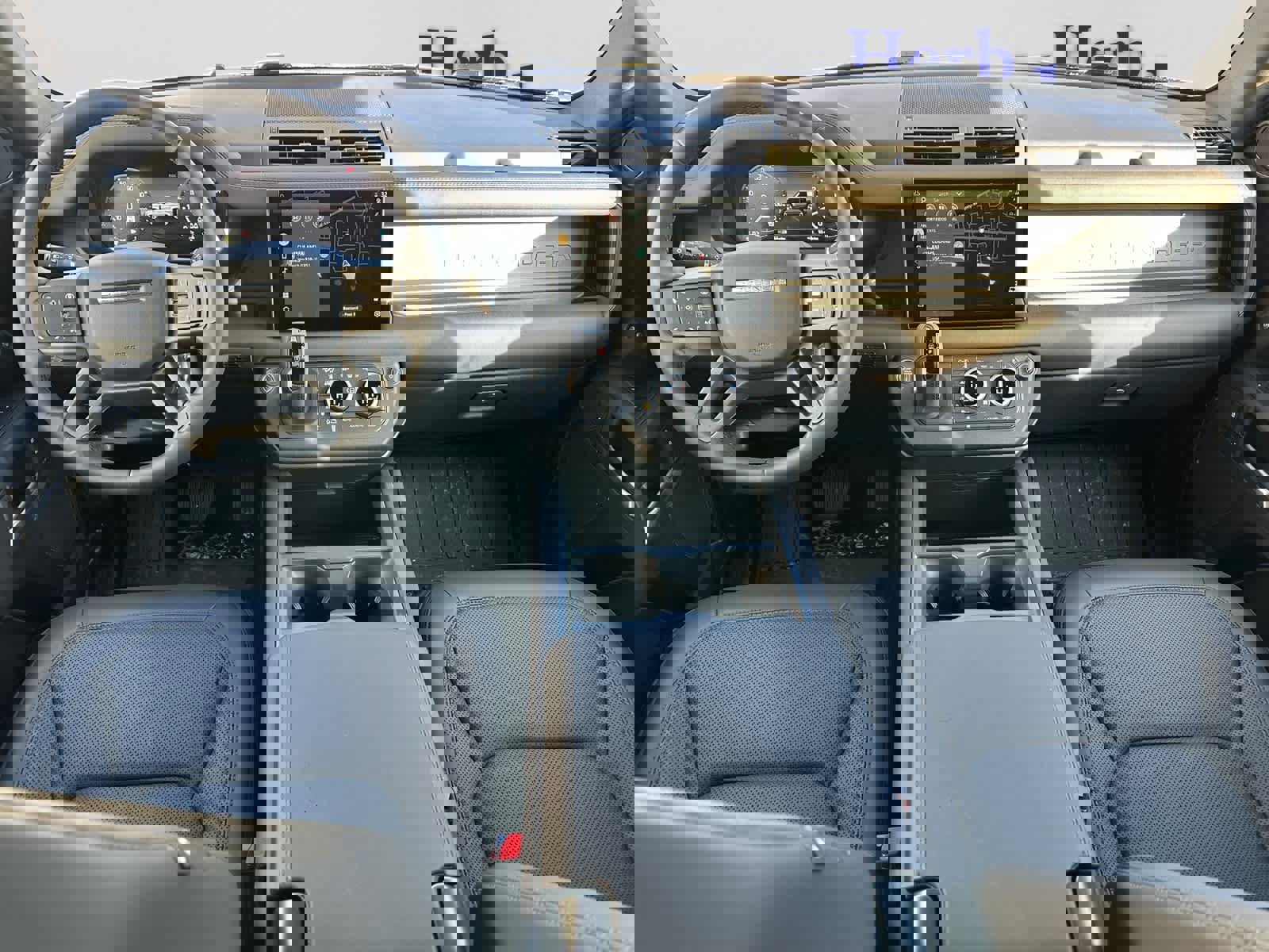 Used 2025 Land Rover Defender 110 S image 10