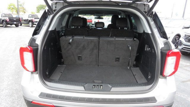 Certified 2022 Ford Explorer XLT w/ Equipment Group 202A image 29
