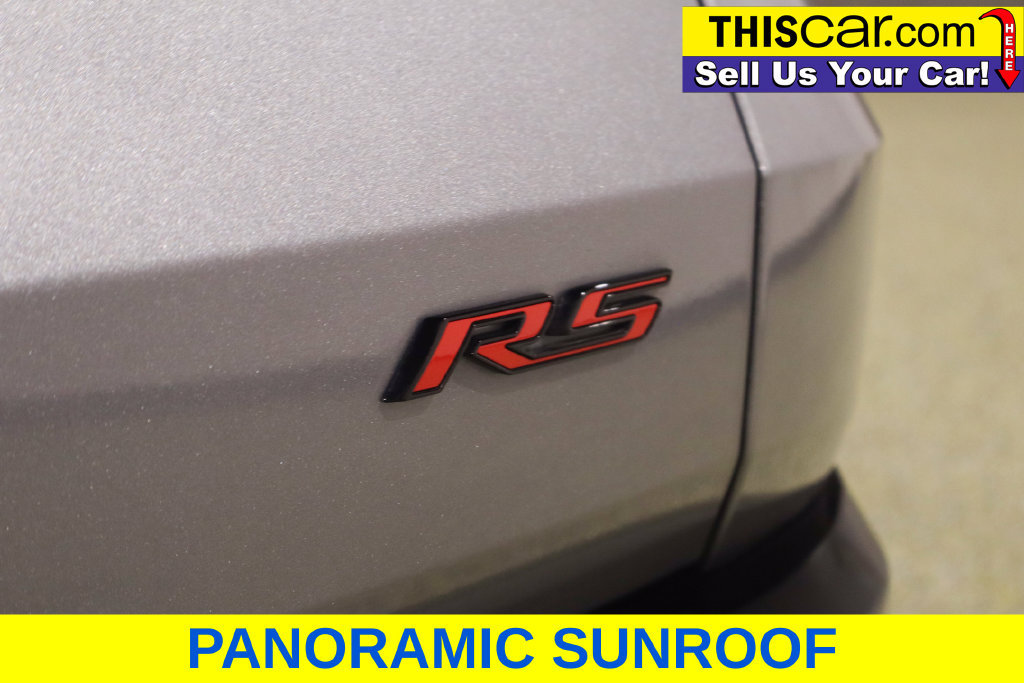 Used 2025 Chevrolet Traverse RS w/ LPO, Cargo Package FWD image 16