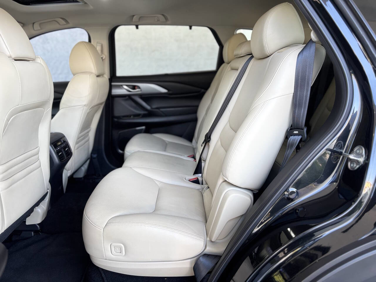 Used 2021 MAZDA CX-9 Touring w/ Touring Premium Package FWD image 25