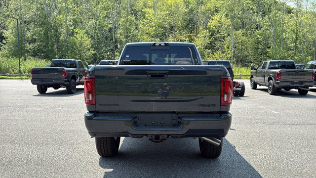 New 2026 RAM 2500 Big Horn AWD/4WD image 4