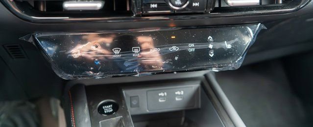 New 2026 Nissan Kicks SR w/ Cold Weather Package image 21