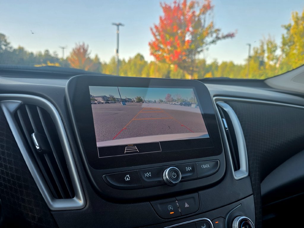Used 2025 Chevrolet Malibu LT FWD image 29