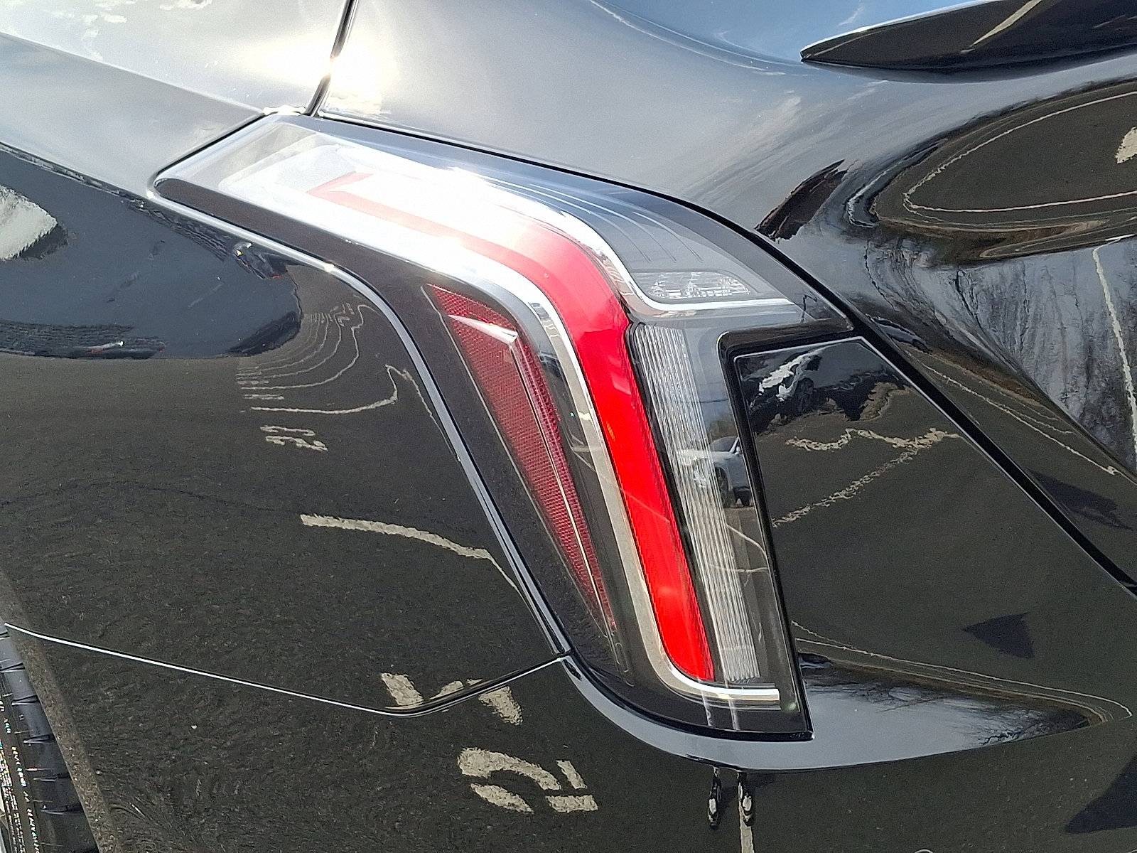 Certified 2025 Cadillac CT4 V Blackwing image 12