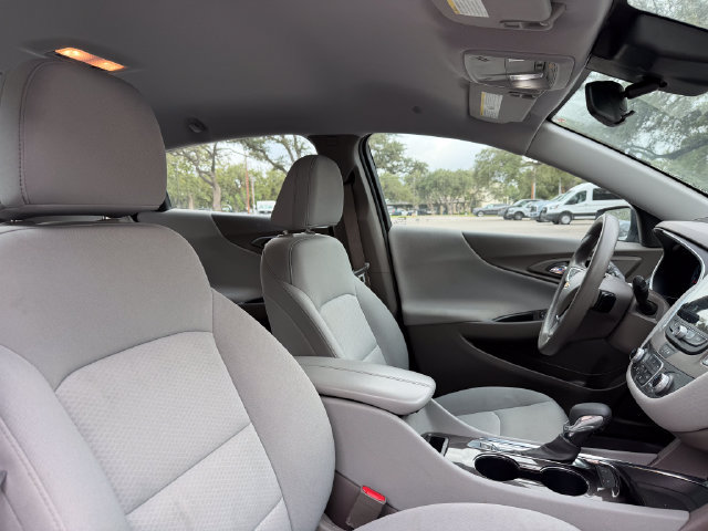 Used 2025 Chevrolet Malibu LT FWD image 15