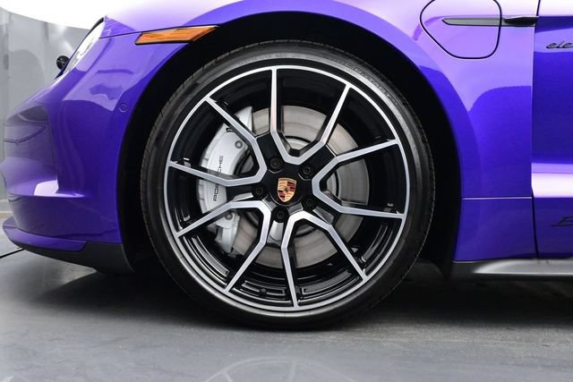 New 2026 Porsche Taycan RWD image 6