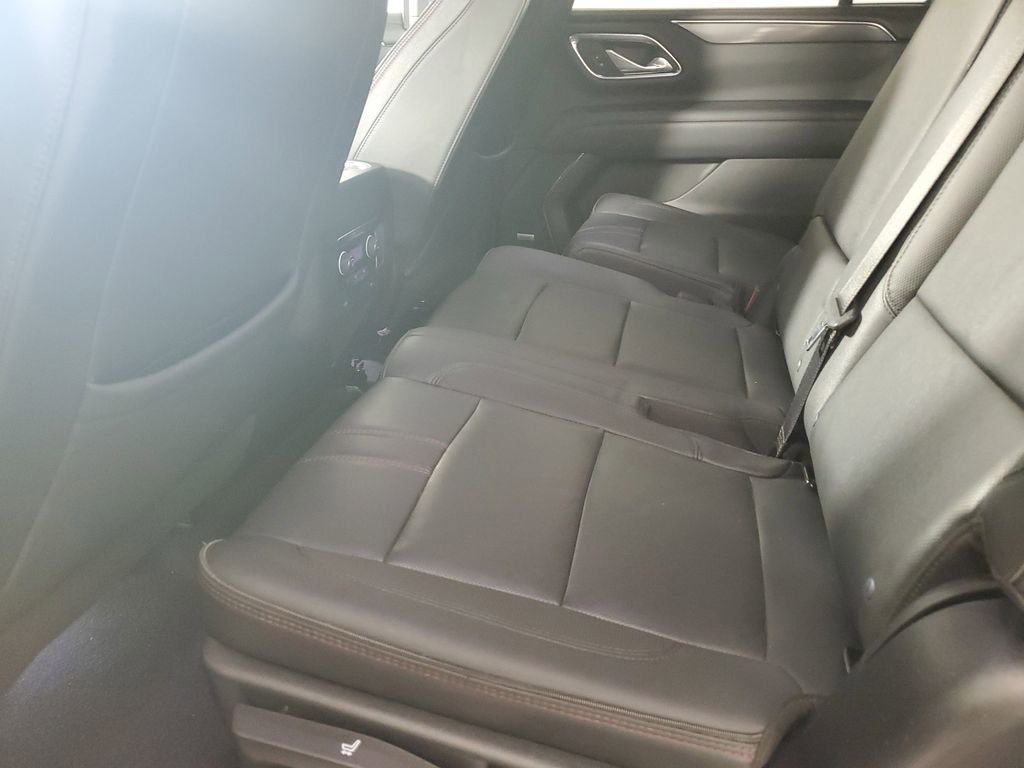 Used 2023 Chevrolet Suburban RST image 13