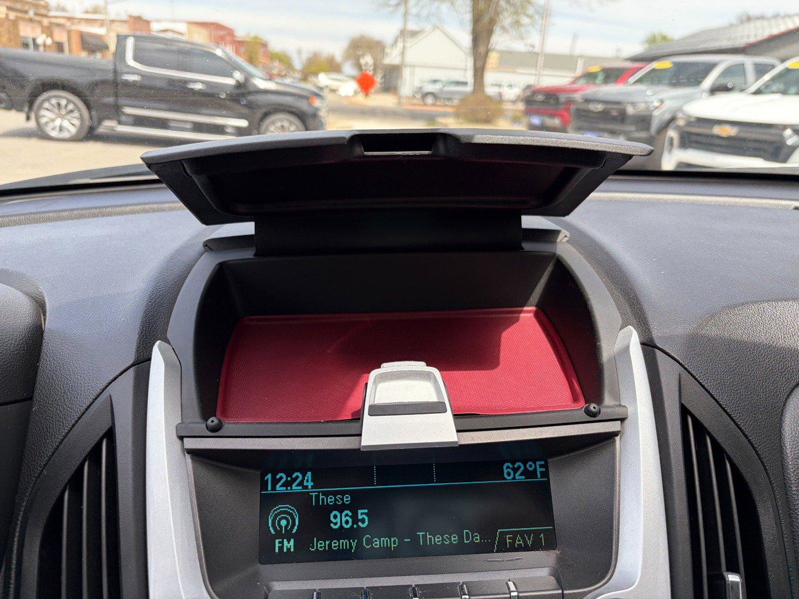 Used 2014 Chevrolet Equinox LS FWD image 13