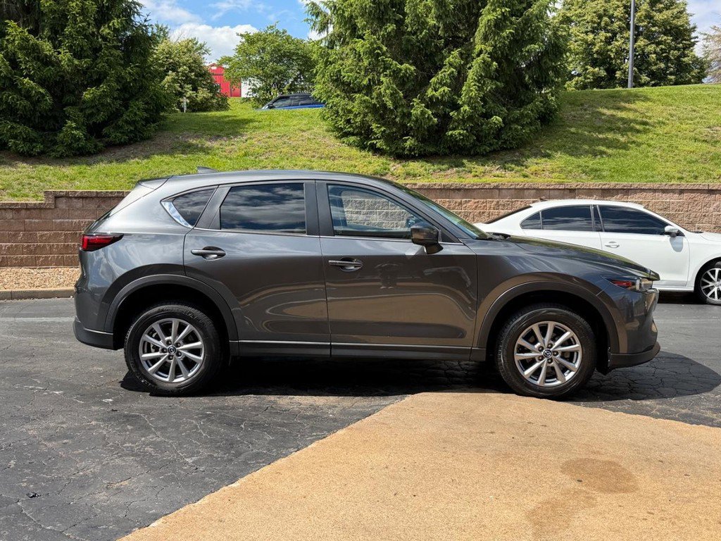 Used 2023 MAZDA CX-5 AWD 2.5 S w/ Select Package image 2
