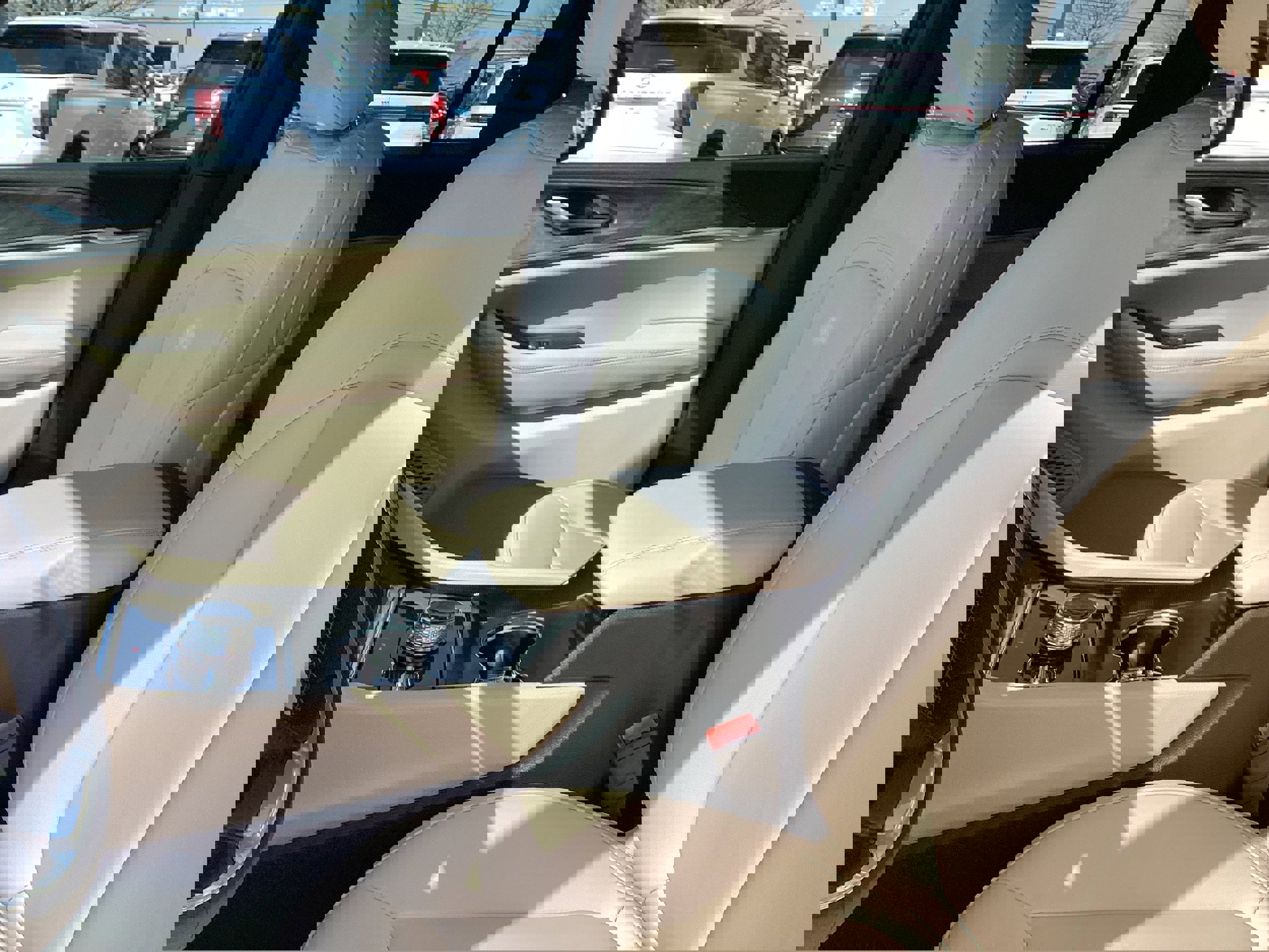 Used 2024 Jeep Grand Cherokee Limited image 12