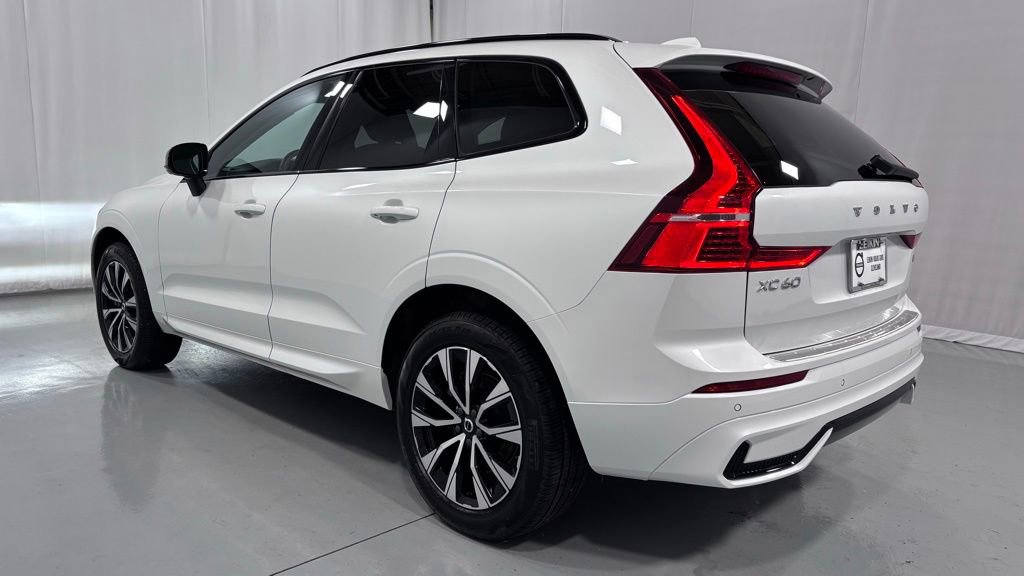 Certified 2024 Volvo XC60 B5 Core w/ Protection Package Premier AWD/4WD image 8