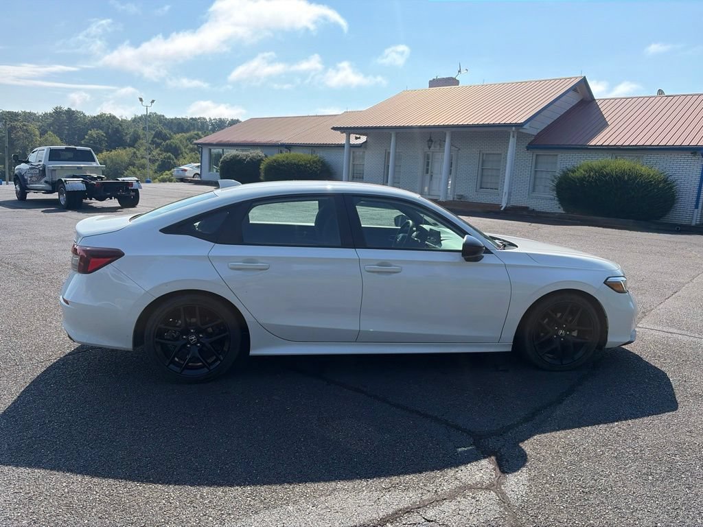 Used 2025 Honda Civic Sport image 11