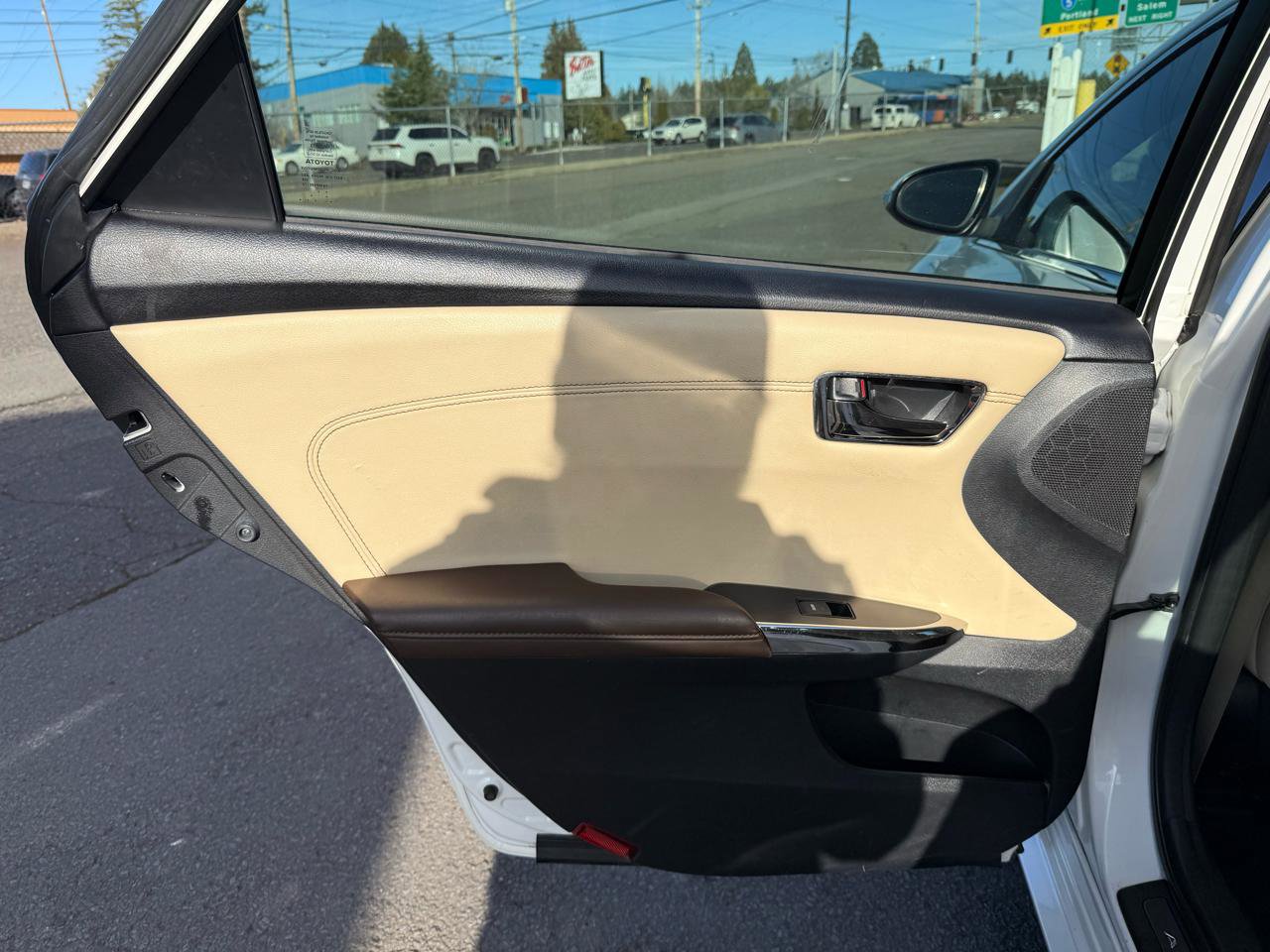 Used 2013 Toyota Avalon Limited image 14