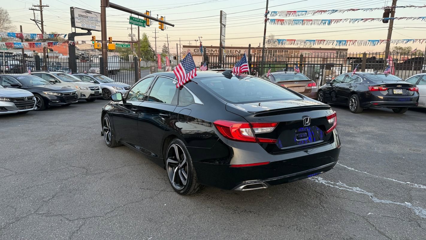 Used 2022 Honda Accord Sport image 3