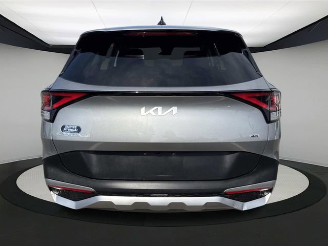 Used 2024 Kia Sportage LX image 5