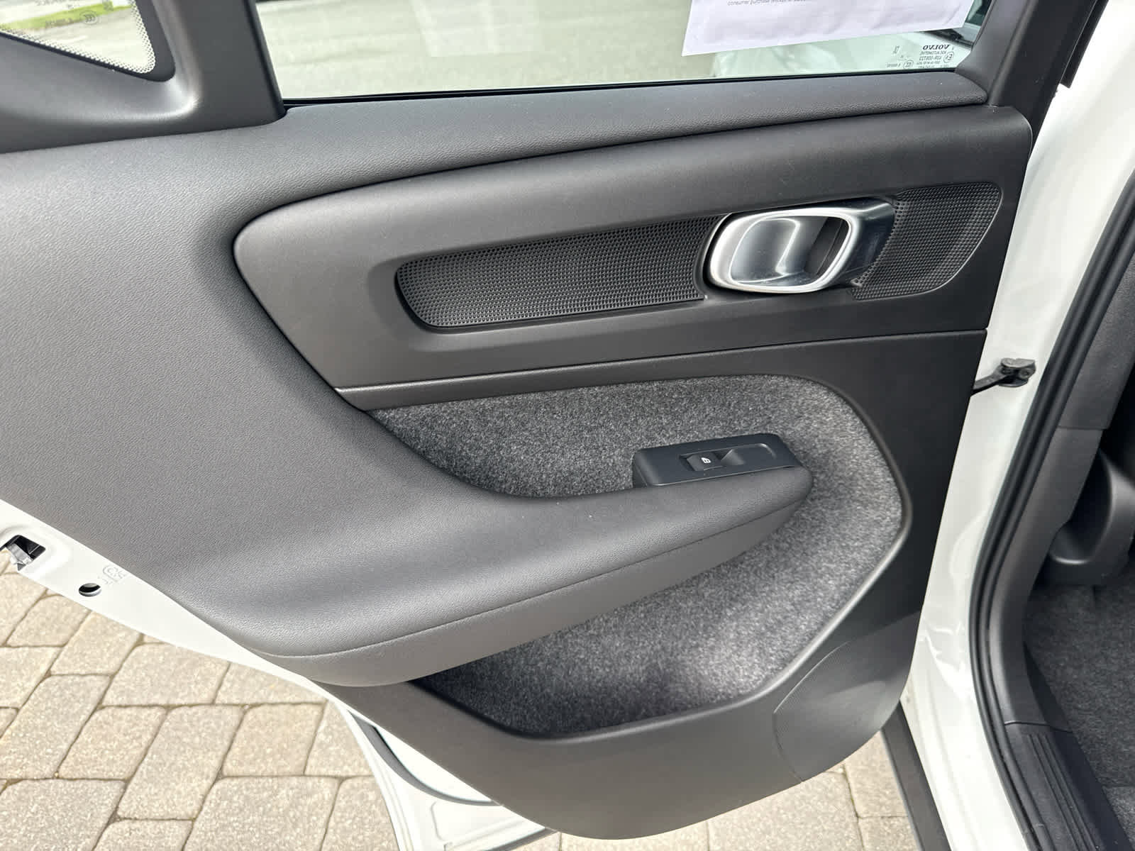 Used 2026 Volvo XC40 B5 Plus w/ Protection Package Premier image 9