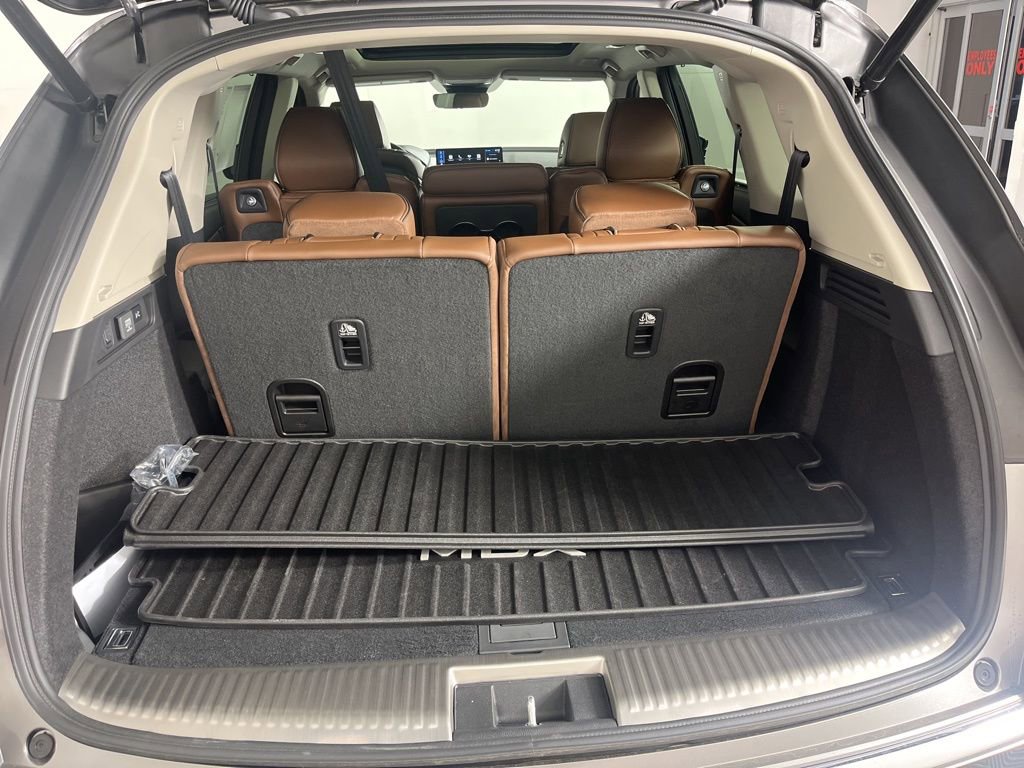 Certified 2026 Acura MDX SH-AWD w/ Advance Package image 10