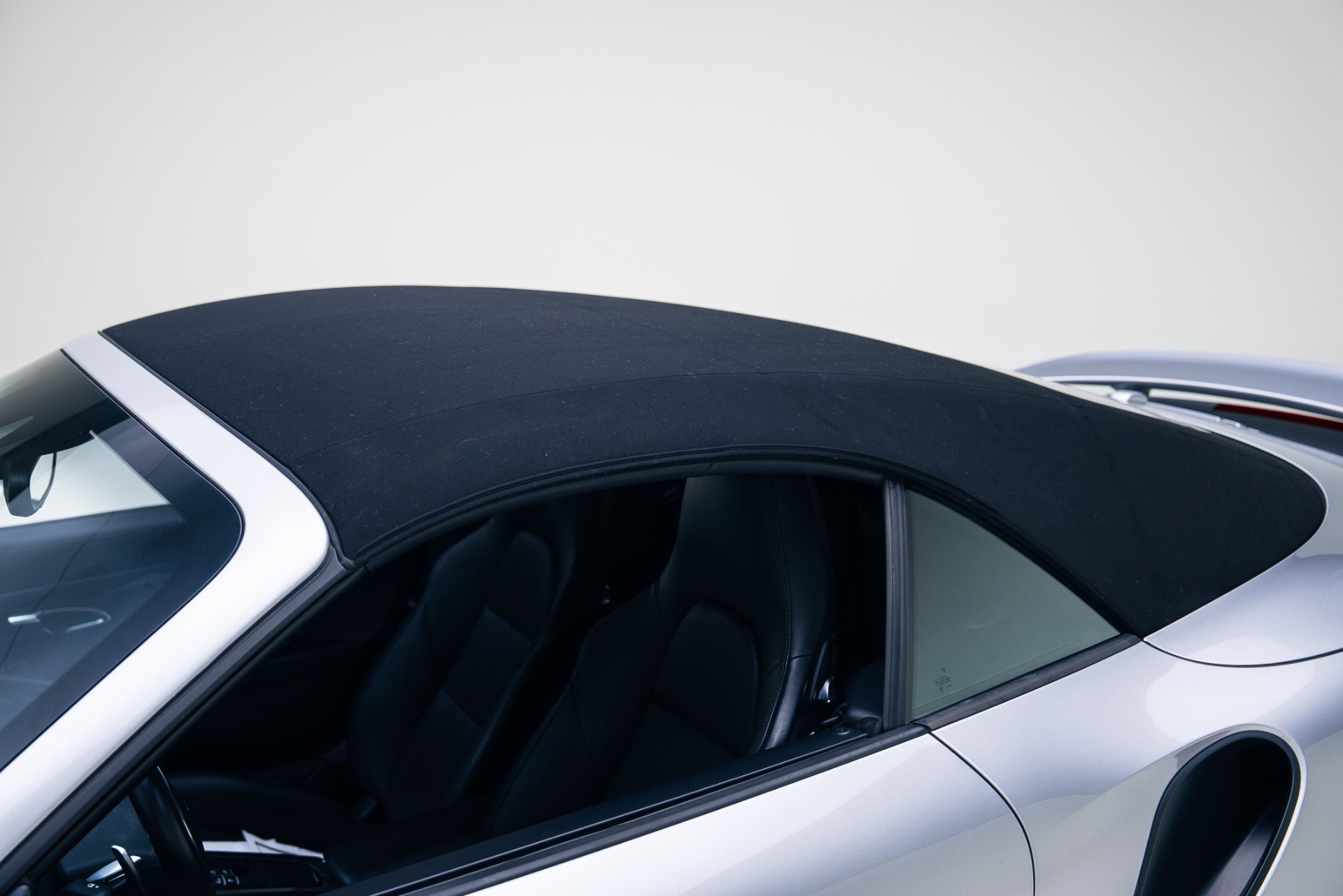 Used 2016 Porsche 911 Turbo S image 44