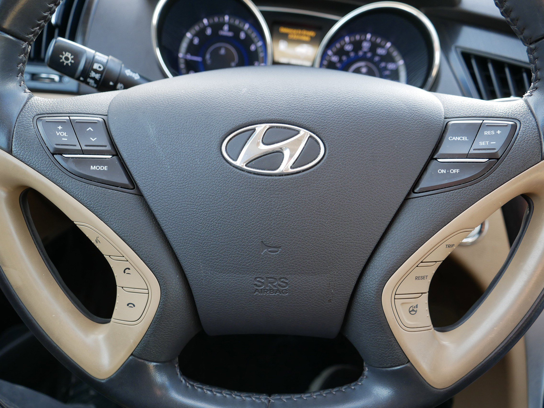 Used 2014 Hyundai Sonata Limited w/ Technology Package 05 image 25