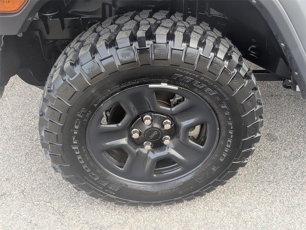 Used 2023 Jeep Gladiator Sport w/ Trailer Tow Package image 9