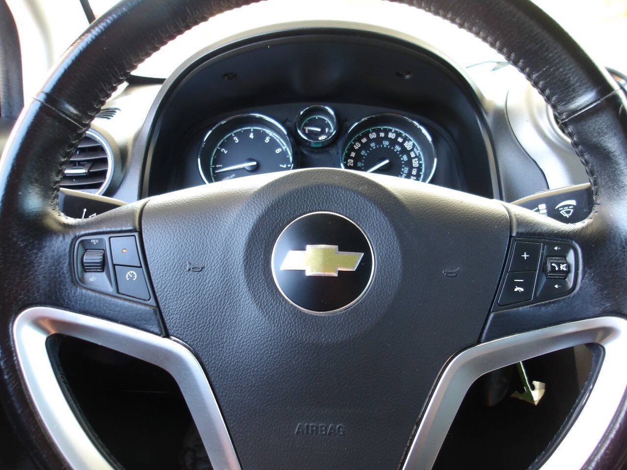 Used 2014 Chevrolet Captiva Sport LS FWD image 14