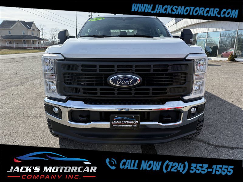 Used 2024 Ford F250 XL AWD/4WD image 2