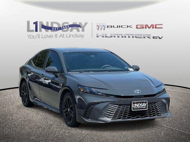 Used 2025 Toyota Camry SE FWD video 2