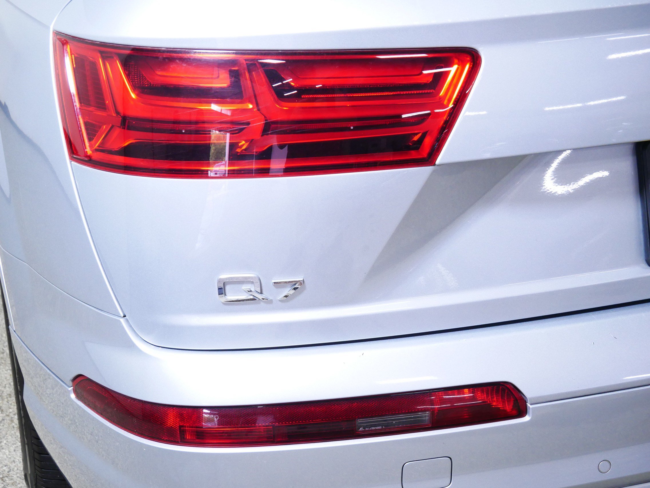 Used 2019 Audi Q7 3.0T Premium Plus AWD/4WD image 17