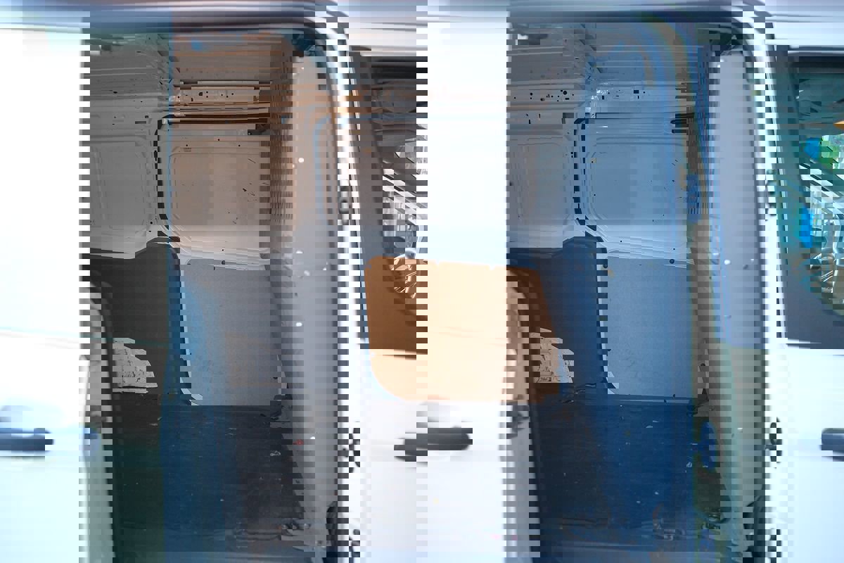 Used 2020 Ford Transit Connect XL image 51