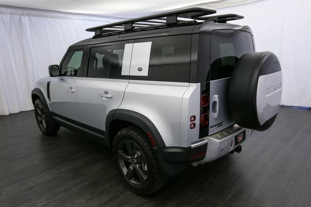 Used 2020 Land Rover Defender 110 SE AWD/4WD image 11
