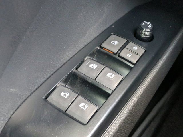 Used 2020 Toyota Camry LE FWD image 21