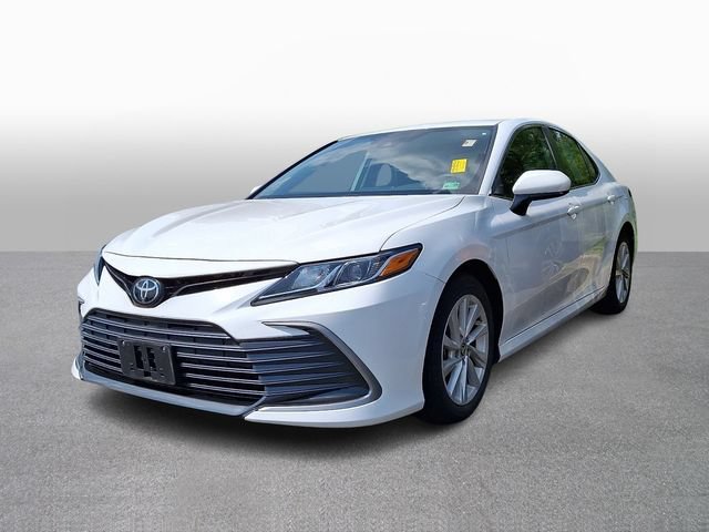 Used 2022 Toyota Camry LE