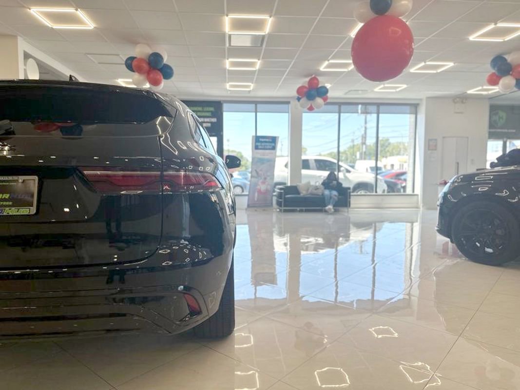 Used 2022 Jaguar F-PACE S image 14