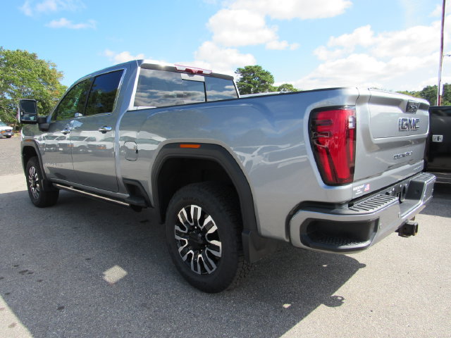 Certified 2024 GMC Sierra 2500 Denali Ultimate AWD/4WD image 7