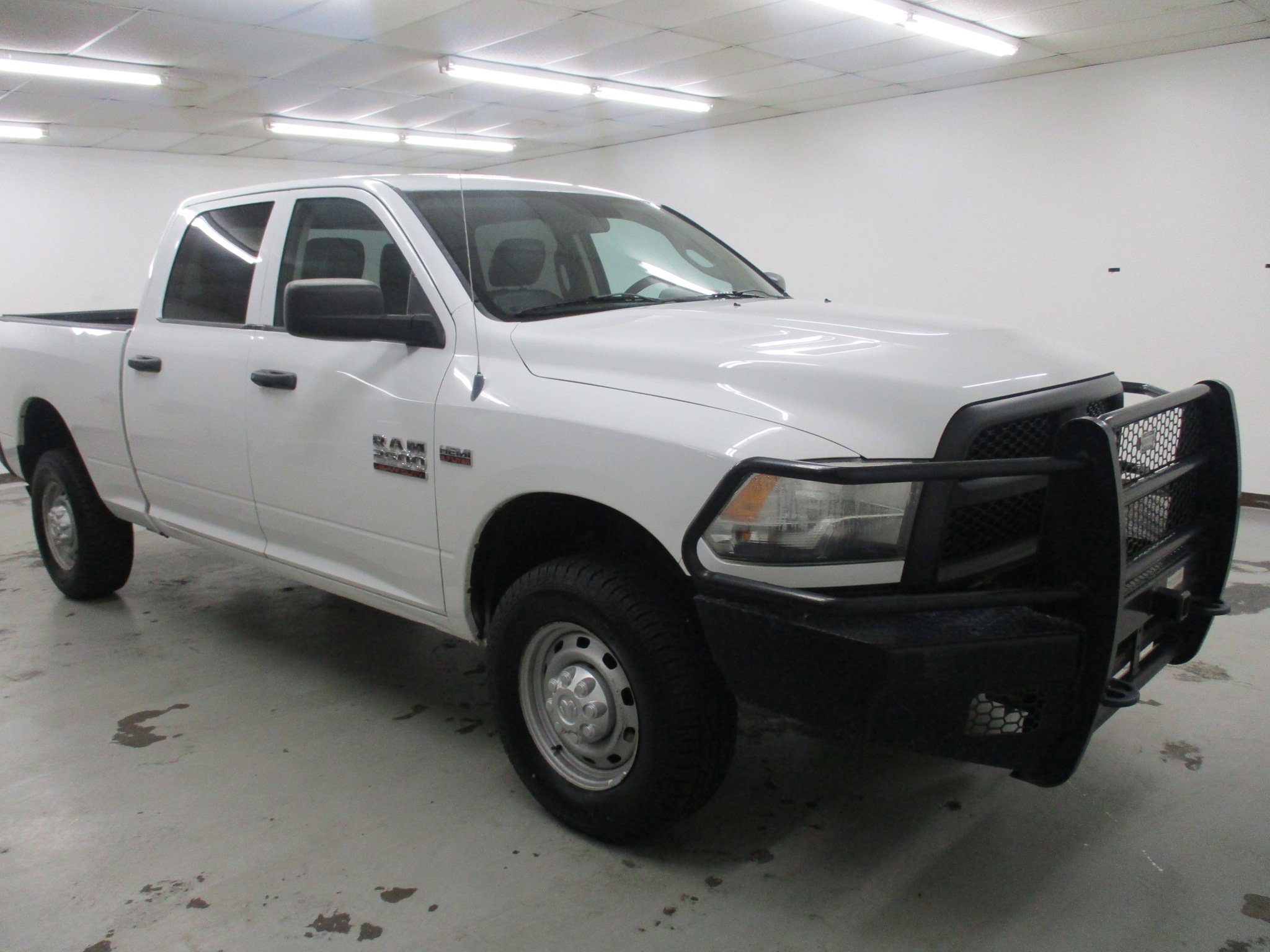 Used 2013 RAM 2500 Tradesman w/ Protection Group image 1
