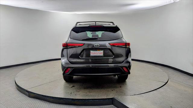Used 2021 Toyota Highlander L image 7