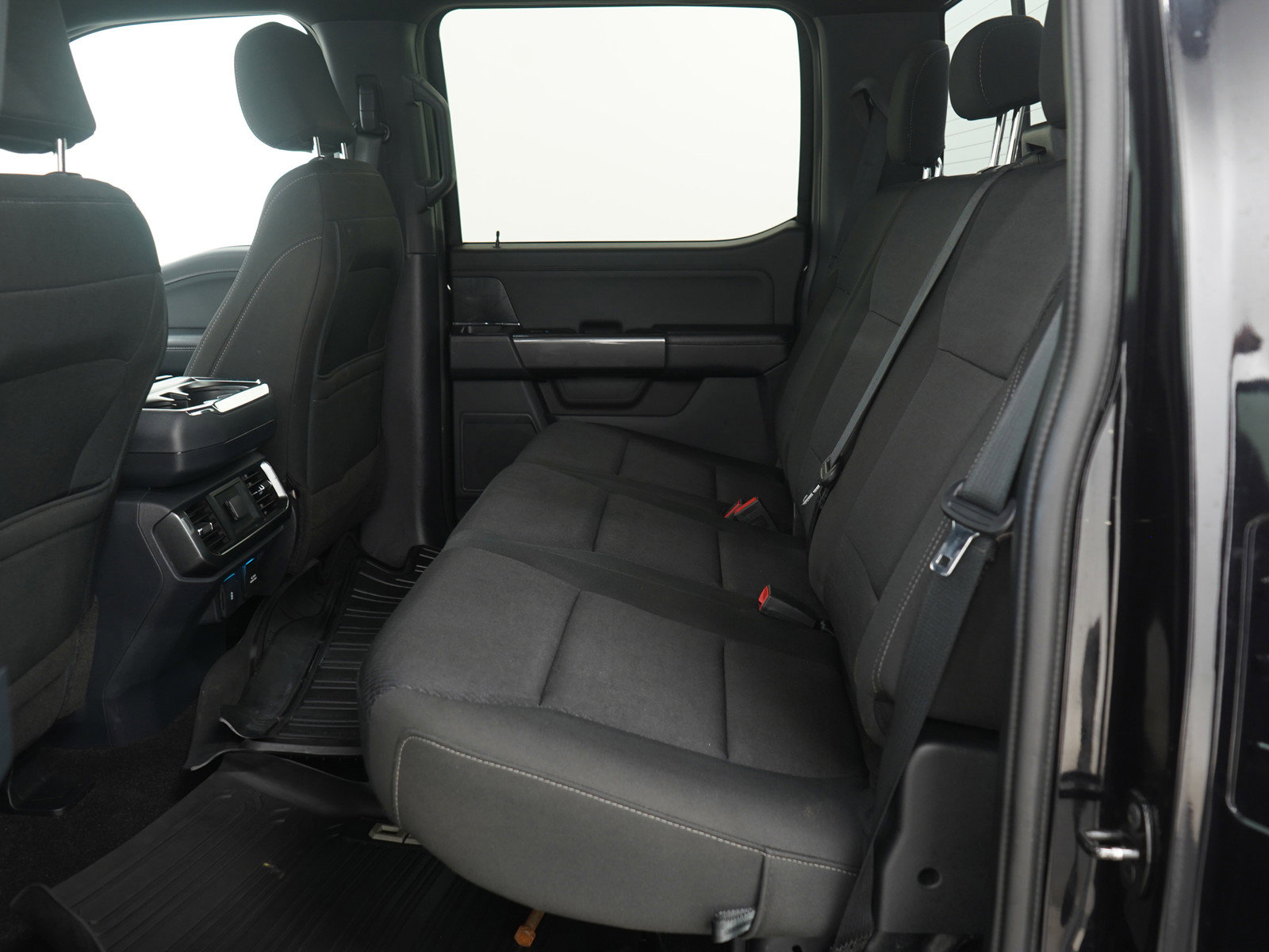 Used 2022 Ford F150 XLT w/ Equipment Group 302A High image 16