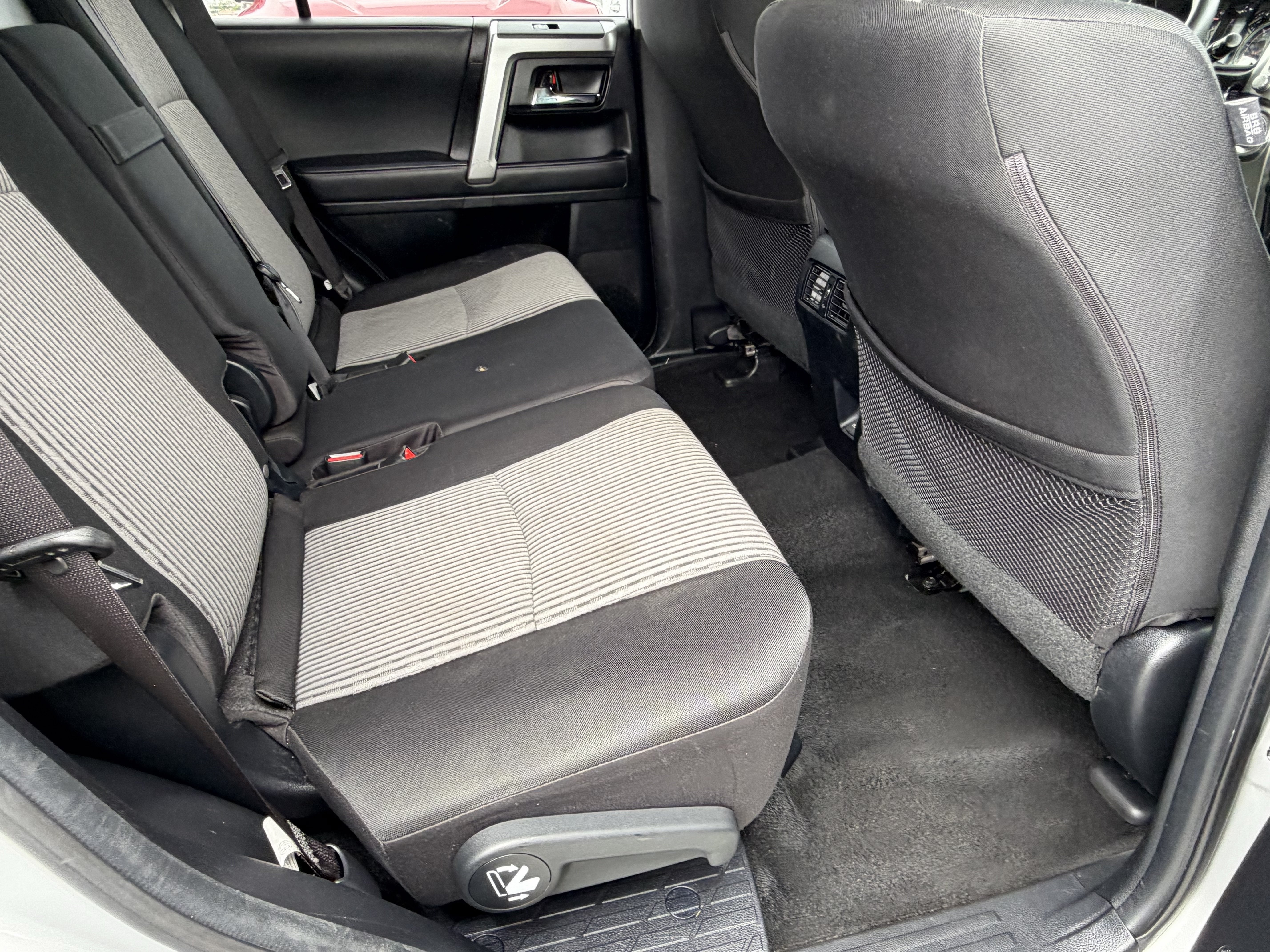 Certified 2024 Toyota 4Runner SR5 RWD image 12