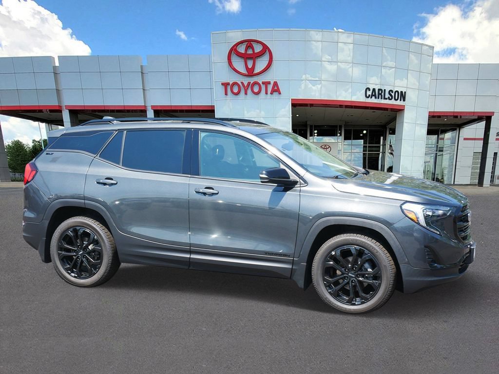 Used 2021 GMC Terrain SLT w/ Elevation Edition AWD/4WD image 2