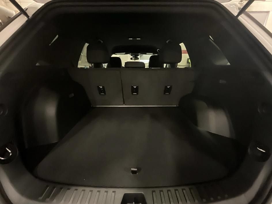 New 2027 Chevrolet Equinox LT FWD image 15