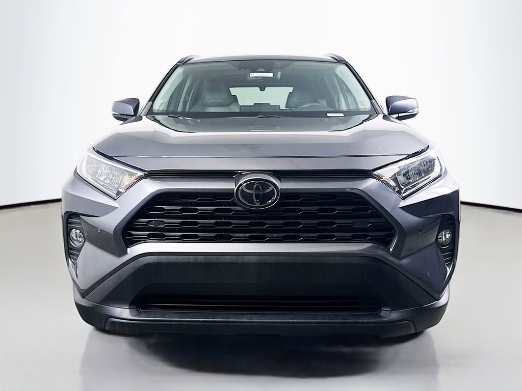 Used 2021 Toyota RAV4 XLE Premium image 2