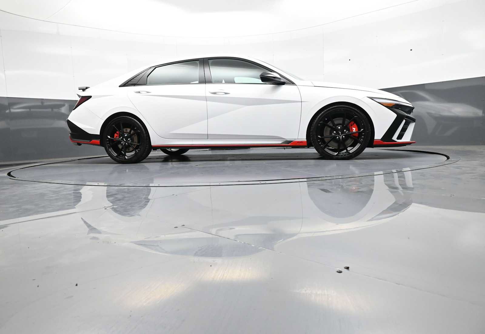 Used 2026 Hyundai Elantra N FWD image 29