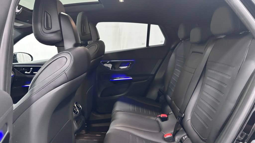 Certified 2025 Mercedes-Benz GLC 300 4MATIC image 22