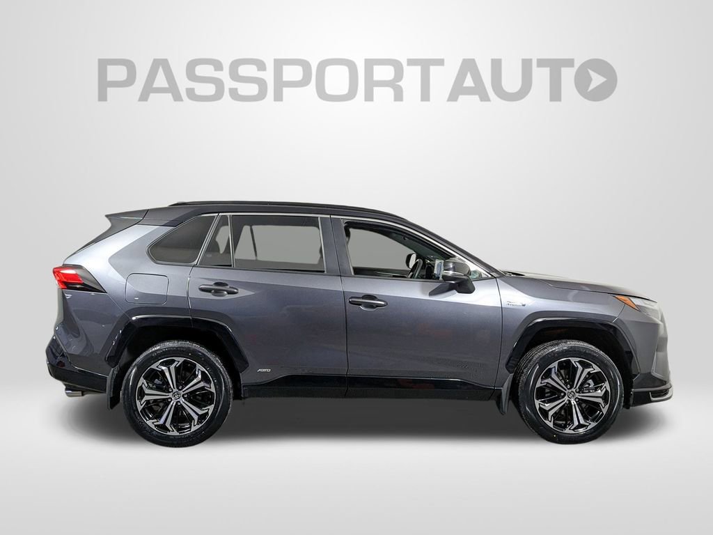 Used 2022 Toyota RAV4 XSE w/ Weather Package image 8