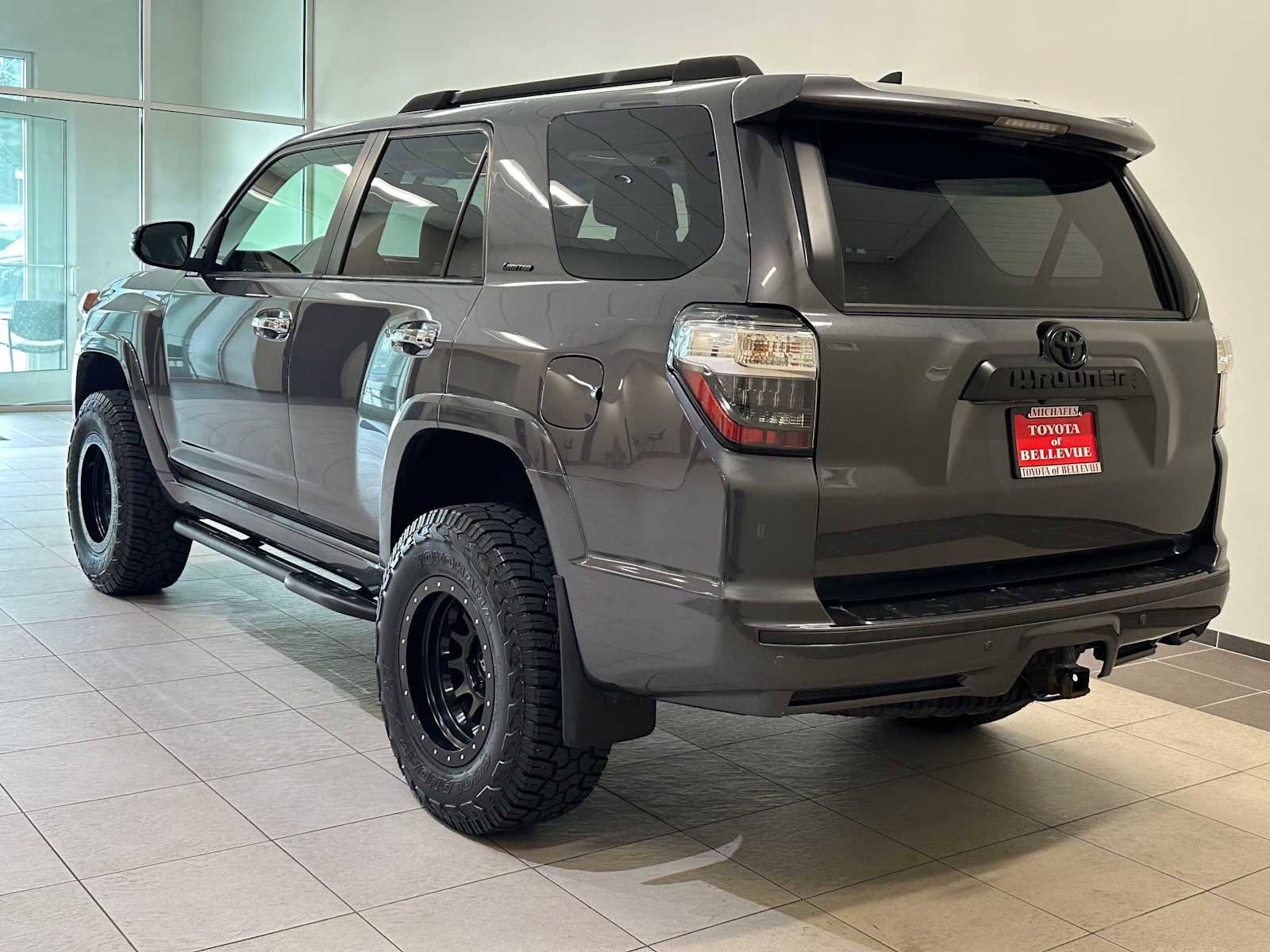 Used 2019 Toyota 4Runner Limited image 4