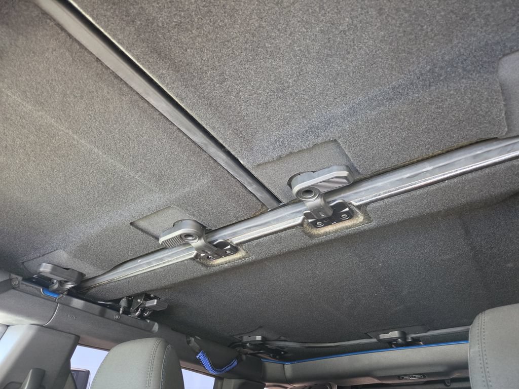 Used 2023 Ford Bronco Outer Banks AWD/4WD image 18